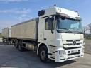 Mercedes-Benz Actros 2550 szerelvény pótkocsival