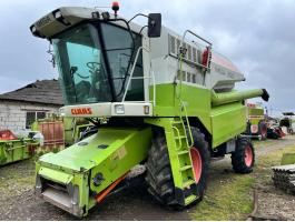 Claas Mega 350