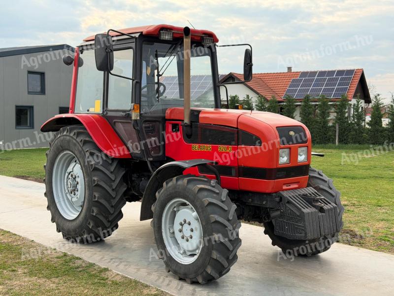 Belarus MTZ 920.3 traktor