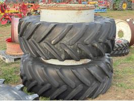 650/65R42 komplett STOCK ikerkerék John Deere,  Fendt,  Claas,  New Holland,  stb