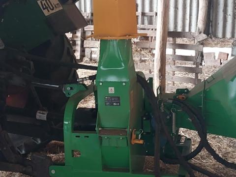 Ágdaráló faaprító eladó