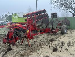 Vogel Noot 6 fejes váltvaforgató eke