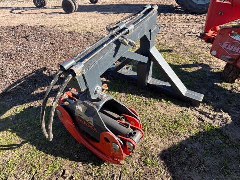 Rönkfogó csipesz bitó