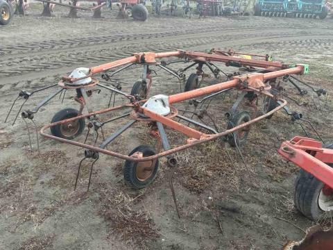 Deutz fahr 760-as rendterítő