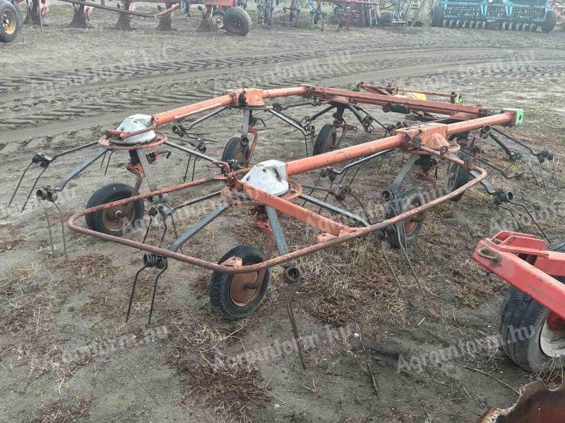 Deutz fahr 760-as rendterítő