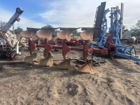 Niemeyer 4 fejes váltvaforgató eke