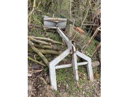 Mezőgazdasági eszközök három pontra