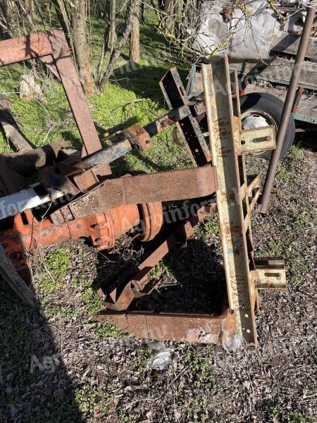 Hárompontos raklapvilla kistraktorhoz