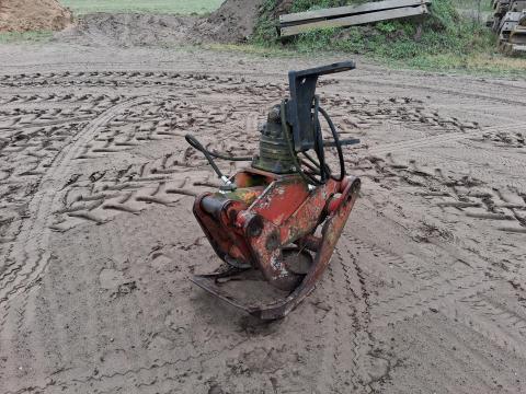 Rönkfogó kanál rönkfogó csipesz rotátorral forgórakodóra forgórakodóra rakodógépre Rönkfogó kanál rönkfogó csipesz rotátorral forgórakodóra forgórakodóra rakodógépre