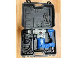 Scheppach DH1300PLUS fúró-vésőkalapács - 1250 W, 5 J, komplett szett, erős gép, SDS Plus befogó