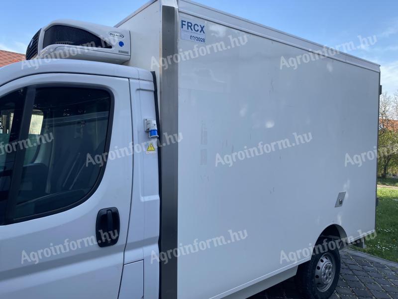 Hűtős felépítmény