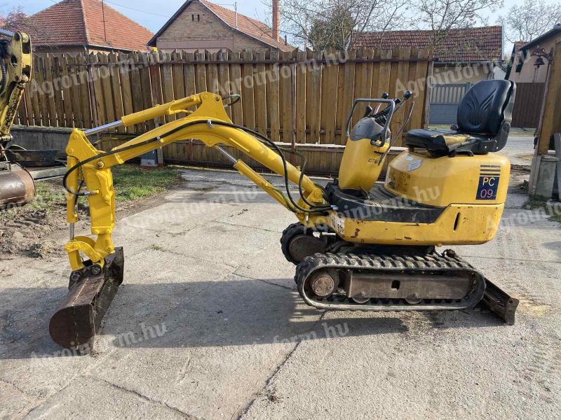 Komatsu PC09 minikotró