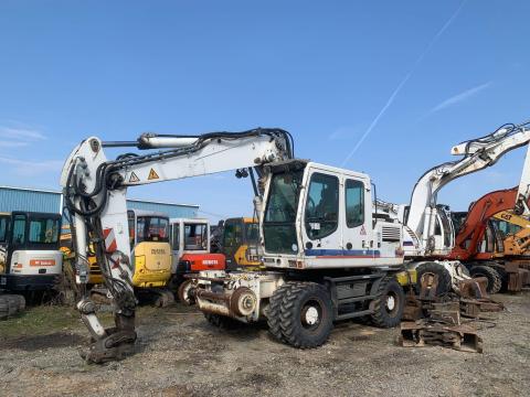 Liebherr A900C ZW Litronic vasúti kotró