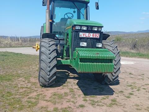 JD 8300 eladó