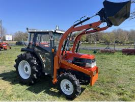 Kubota 32LE PowerShift Ingyenes Szállítás Leszervizelve japán traktor kistraktor