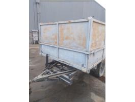 Pótkocsi három oldalra billenthető platóval, műszakival eladó