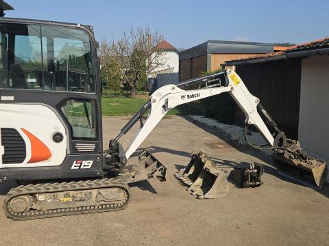 Bobcat E19 minkotró Bobcat E19 minkotró