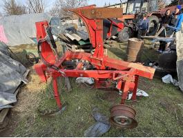 Mélyszántó 1 fejes váltva forgatós eke