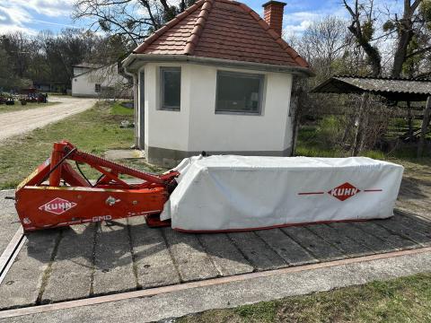 KUHN GMD 700 - 2,8 m diszkes fűkasza