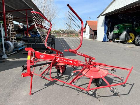 Lely Lotus 300 rendterítő