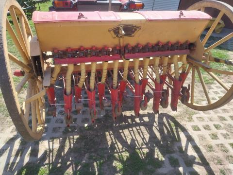 Gabona vetőgép jó állapotban eladó