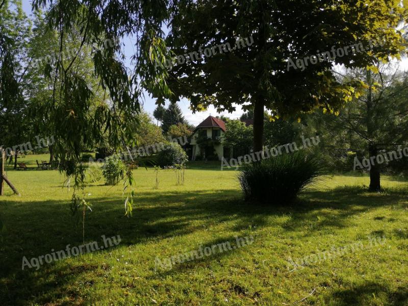 Vendégház eladó Csongrád megyében, Pusztaszeren