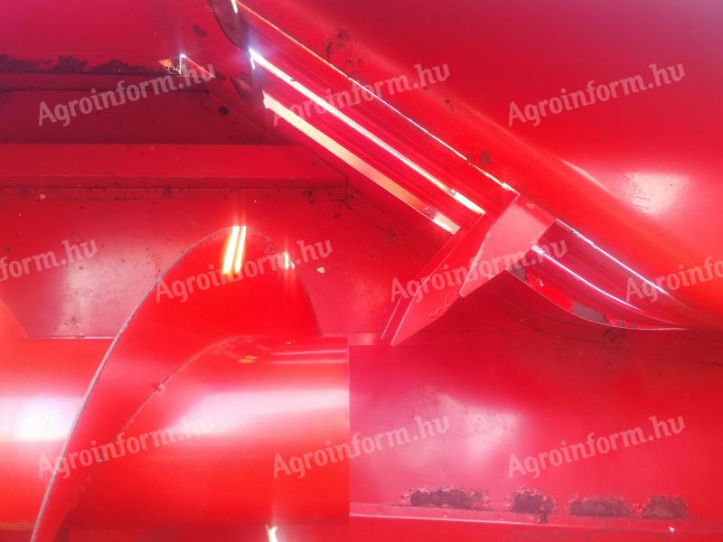 Sipma Z-224/1 kockabálázó