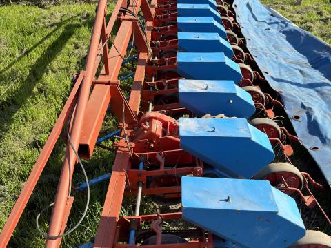 Rau Exakta szemenkénti vetőgép, felújított állapotban eladó