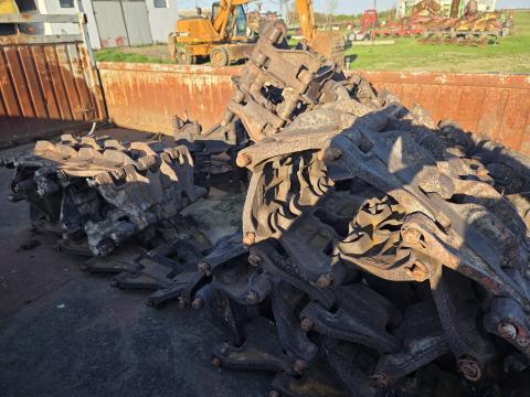 DT-75 lánctalpas traktorok eladók DT-75 lánctalpas traktorok eladók