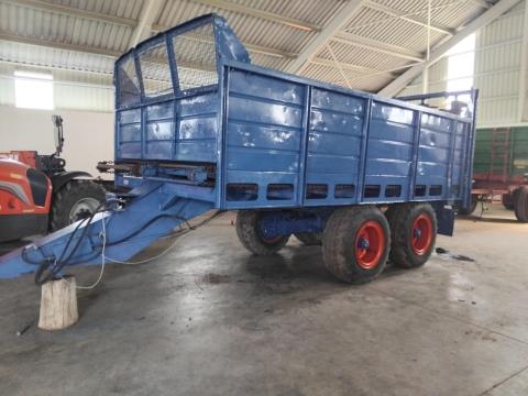 T088 trágyaszóró eladó