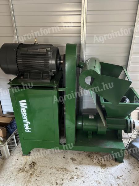 Wesenfeld Briketpresse
