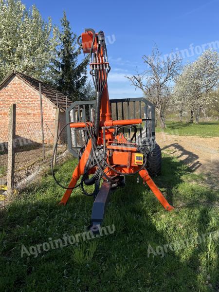 Holzanhänger mit Kran TTC03B Modell TR 60, 6000 kg hasznos teherrel