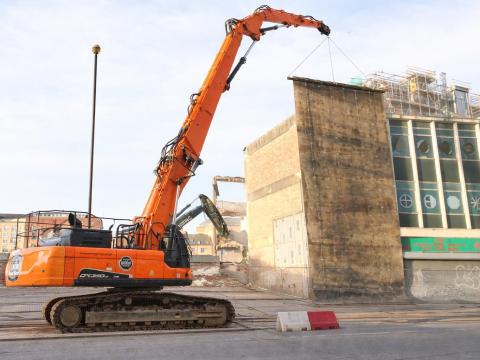 Doosan DX380LC-5 HRD 23 méter / 2015 / 6 190 üzemóra / Lízing 20%-tól Doosan DX380LC-5 HRD 23 méter / 2015 / 6 190 üzemóra / Lízing 20%-tól