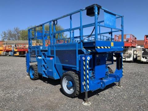 Genie GS3390 - 12,06 m - 4x4 - diesel