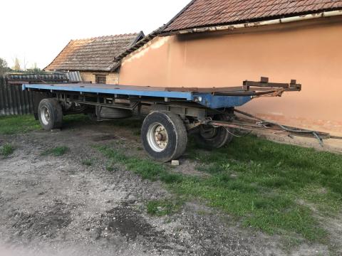 Eladó IFA HL 120.02 bálaszállító