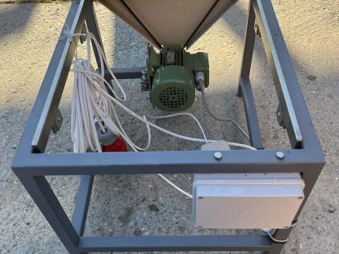 Méhészeti keretfúró – 6 fejes