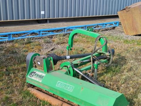 AGL-145 vízszintes tengelyű szárzúzó