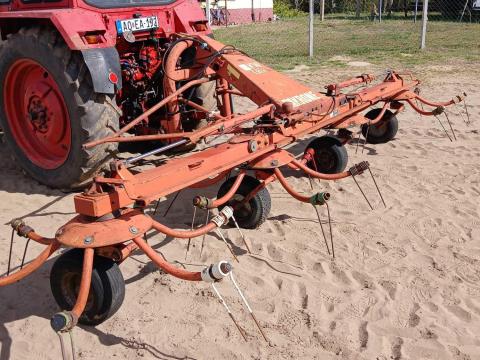 Krone kw 5.50/4 rendterítő Eladó.