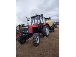 MTZ 820-as 2001-es évjáratú,  új első gumikkal,  felújított motorral