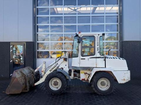 Schaeff SKL823 / 2002 / 4 825 üzemóra / Lízing 20%-tól