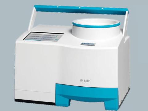 Hordozható gabona beltartalom mérő (Perten InfraMatic 8800) Hordozható gabona beltartalom mérő (Perten InfraMatic 8800)