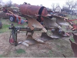 Rabawerk 3 fejes váltvaforgató eke