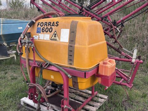 Forrás 600l permetező Forrás 600l permetező