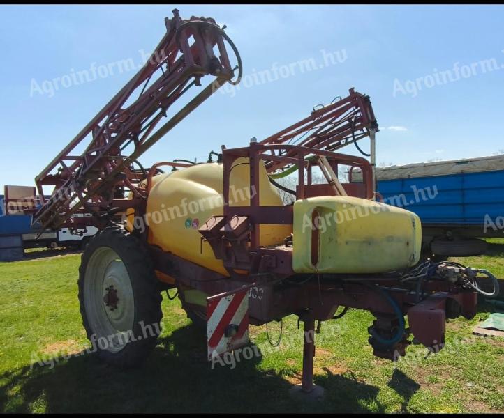 Hardi Commander 2800 szántóföldi vontatott permetező eladó