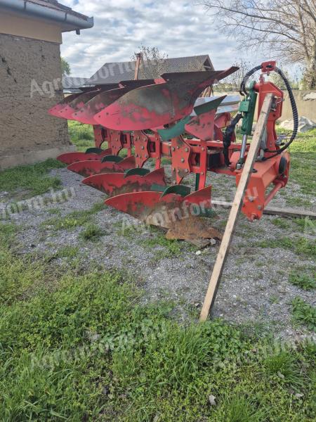 Agromasz 3+1 fejes váltvaforgatós eke eladó