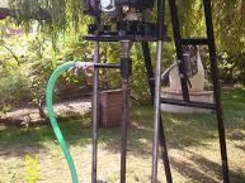 Kútfúrót keresek Tata környékén