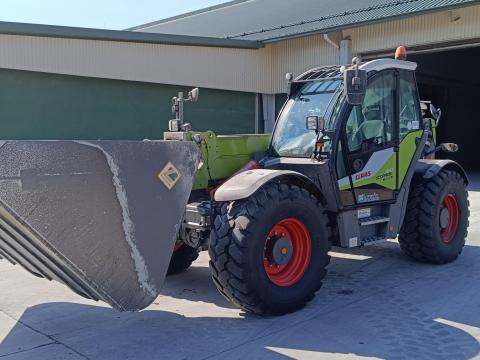 Claas Scorpion 960 Varipower – újszerű állapot, friss 2500 üzemórás szerviz, 2510 üzemóra Claas Scorpion 960 Varipower – újszerű állapot, friss 2500 üzemórás szerviz, 2510 üzemóra
