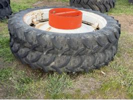 230/95R44, 9,5R44 művelőkerék, ápolókerék MTZ, stb....