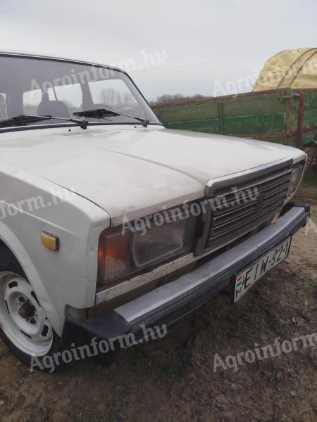 Lada 2104