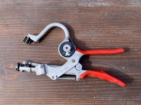 Be-Li Binder kötöző gép teljesen felújított,  eladó